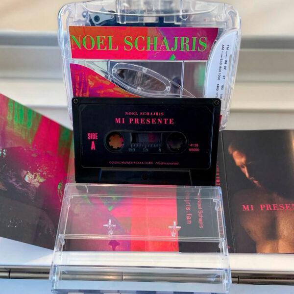 BUNDLE: (1 cassette Tape Mi presente + 1 Cassette Player Personalizado)